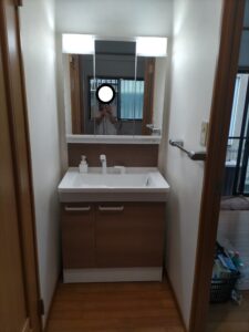 完成した新しい洗面台