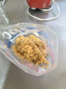 ジップロックに移す