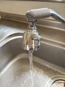 ストレートで水が出ている状態